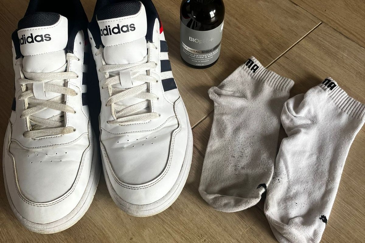 Meine Basics gegen Ansteckung: Socken täglich wechseln, Schuhe komplett trocknen lassen, Handtücher getrennt benutzen.