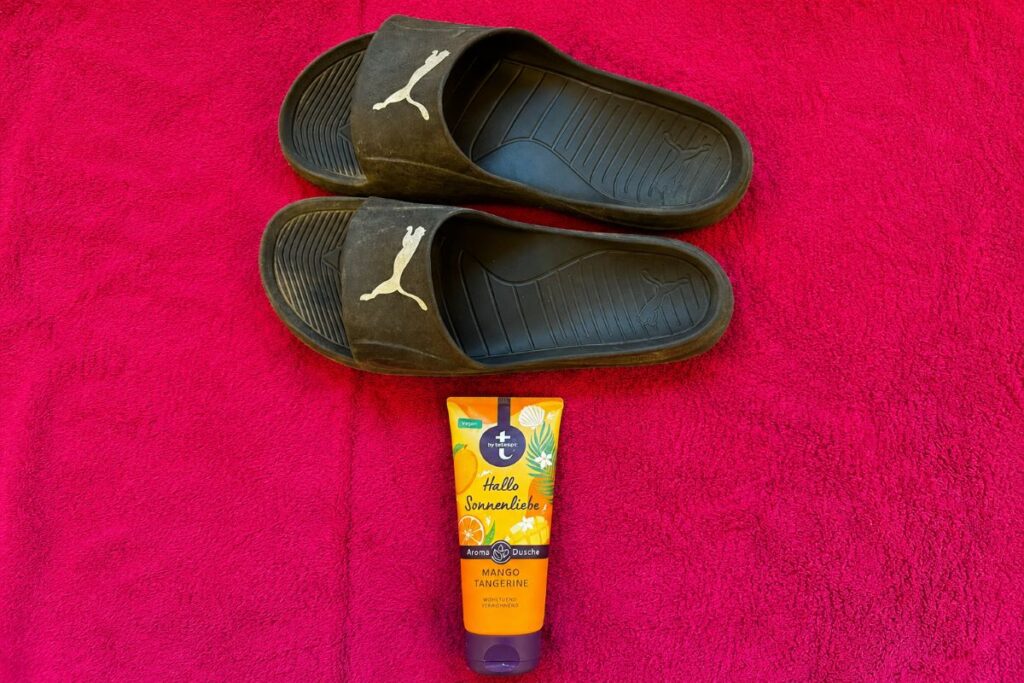 Badeschlapfen für Gemeinschaftsdusche bei Nagelpilz